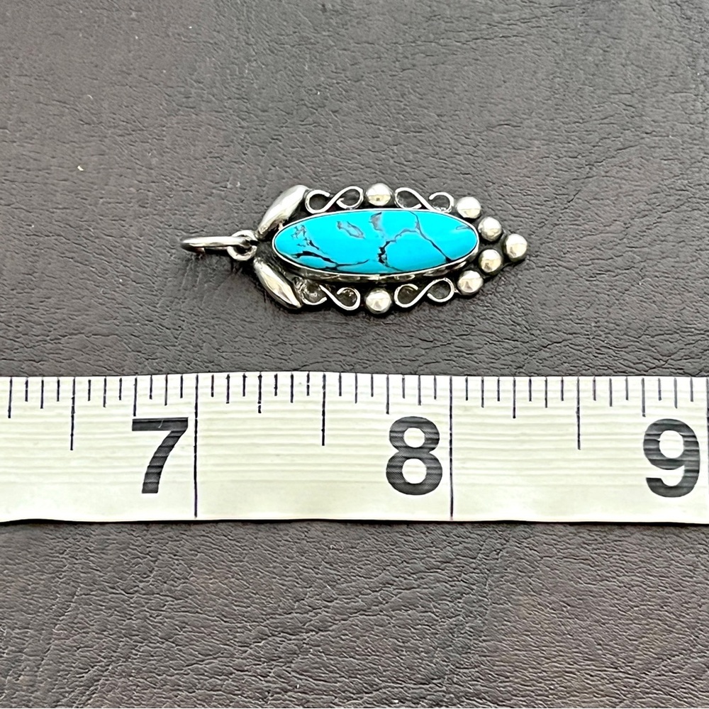 Vintage Mexican Sterling silver turquoise pendant - Picture 9 of 10